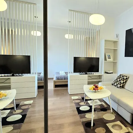 Neptun Old Town By Triapart *